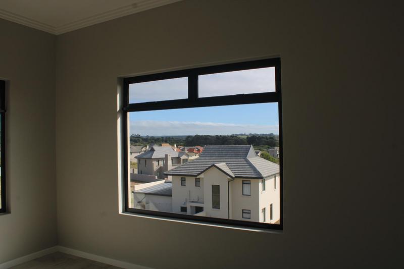4 Bedroom Property for Sale in Kidds Beach Eastern Cape